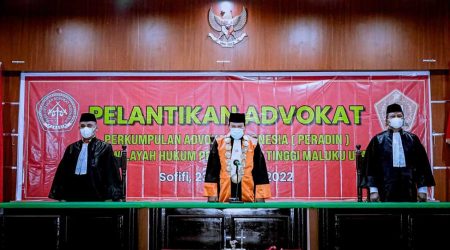 Pelantikan dan Penyumpahan Advokat PERADIN di Pengadilan Tinggi Maluku Utara